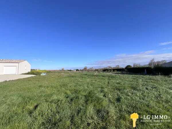 Mortagne-sur-Gironde 17120 – Vente terrain