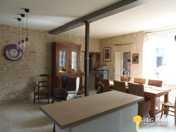 Mortagne-sur-Gironde 17120 – Vente maison/villa 7&nbsp;pièces 4&nbsp;chambres
