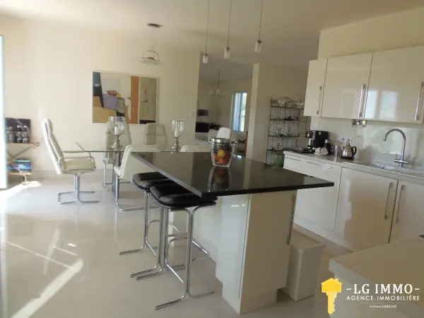 Gémozac 17260 – Vente maison/villa 6&nbsp;pièces 4&nbsp;chambres