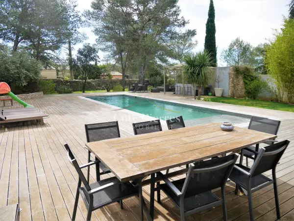 Nîmes 30000 – Vente maison/villa 6&nbsp;pièces 4&nbsp;chambres