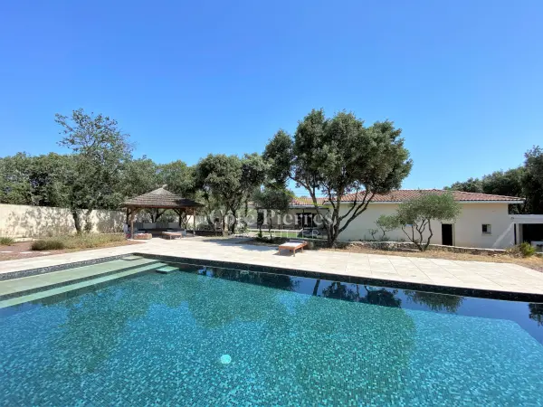 Nîmes 30900 – Vente maison/villa 6&nbsp;pièces 4&nbsp;chambres