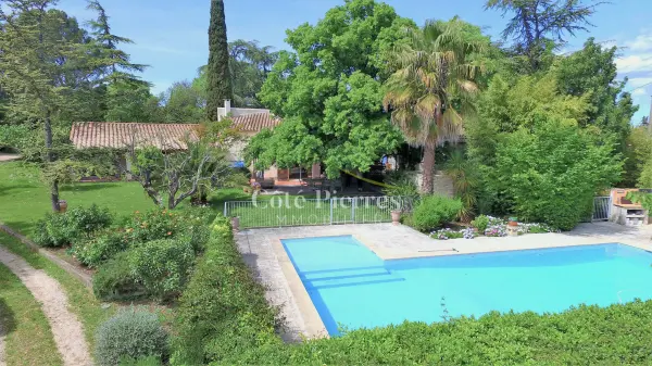 Nîmes 30900 – Vente maison/villa 5&nbsp;pièces 4&nbsp;chambres