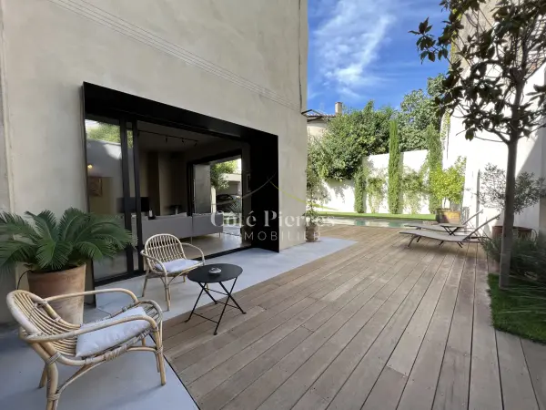 Nîmes 30900 – Vente maison/villa 5&nbsp;pièces 4&nbsp;chambres