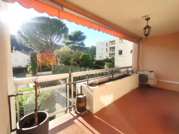 Nîmes 30900 – Vente appartement 2&nbsp;pièces 1&nbsp;chambre