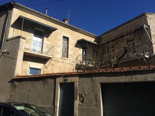 Nîmes 30000 – Vente immeuble 10&nbsp;pièces 4&nbsp;chambres