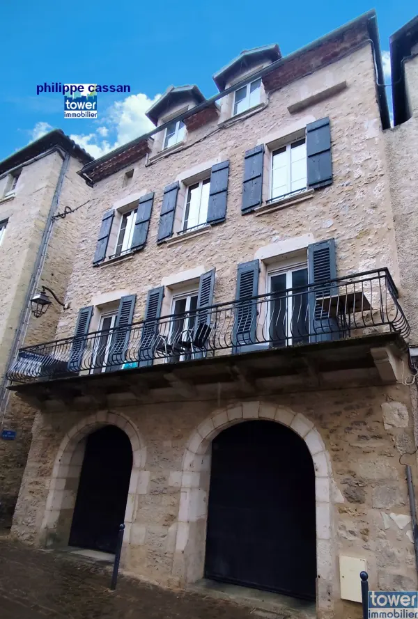 Villefranche-de-Rouergue 12200 – Vente immeuble 7&nbsp;pièces 3&nbsp;chambres
