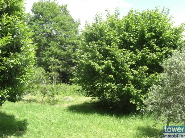 Mialet 24450 – Vente terrain