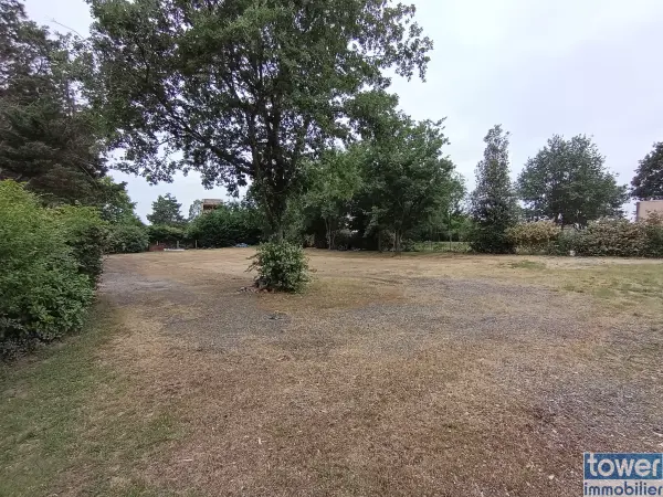 Montaigut-sur-Save 31530 – Vente terrain