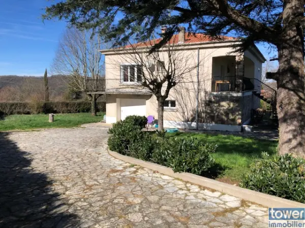 Villefranche-de-Rouergue 12200 – Vente maison/villa 6&nbsp;pièces 3&nbsp;chambres