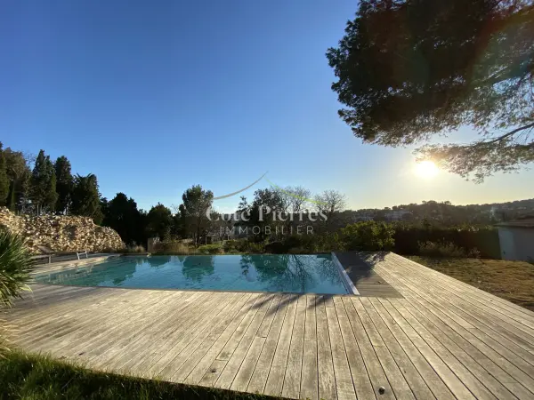 Nîmes 30000 – Vente de prestige appartement 3&nbsp;pièces 2&nbsp;chambres