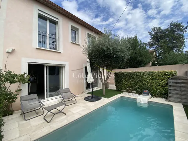 Nîmes 30900 – Vente maison/villa 4&nbsp;pièces 3&nbsp;chambres