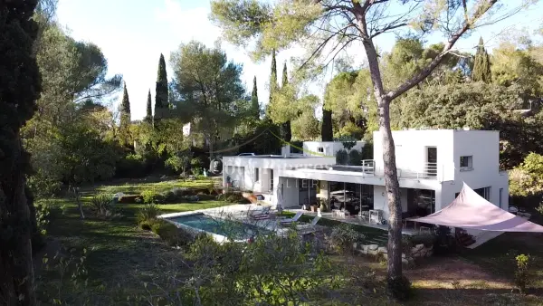 Nîmes 30000 – Vente maison/villa 6&nbsp;pièces 3&nbsp;chambres