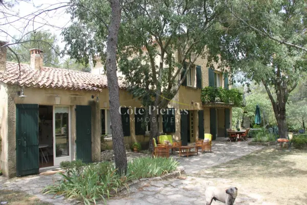 Nîmes 30000 – Vente maison/villa 7&nbsp;pièces 3&nbsp;chambres