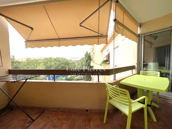 Nîmes 30000 – Location appartement 2&nbsp;pièces 1&nbsp;chambre