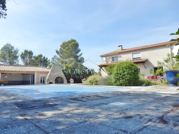 Nîmes 30000 – Vente maison/villa 8&nbsp;pièces 5&nbsp;chambres