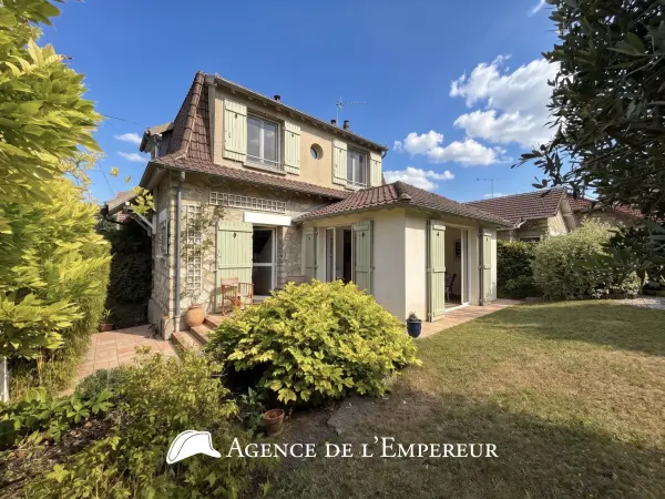 Rueil-Malmaison 92500 – Vente maison/villa 5&nbsp;pièces 3&nbsp;chambres