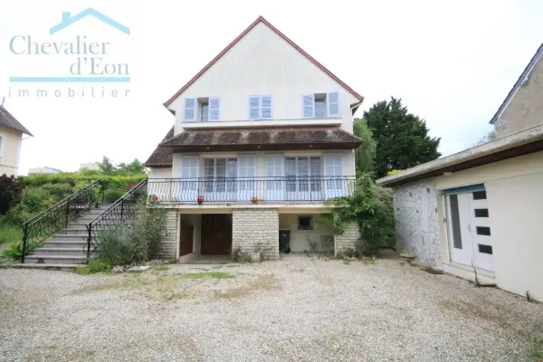 Tonnerre 89700 – Vente maison/villa 7&nbsp;pièces 5&nbsp;chambres