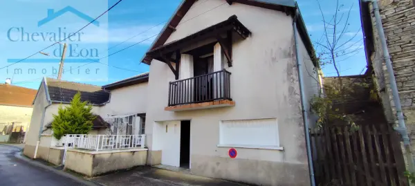 Cruzy-le-Châtel 89740 – Vente maison/villa 3&nbsp;pièces 2&nbsp;chambres