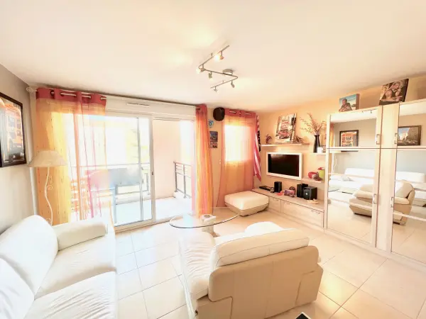 Cavalaire-sur-Mer 83240 – Vente de prestige appartement 2&nbsp;pièces 1&nbsp;chambre