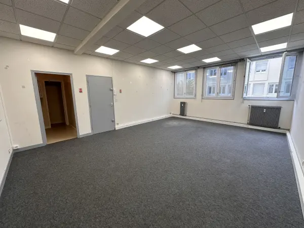 Avrillé 49240 – Vente bureaux