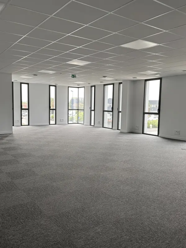 Trélazé 49800 – Vente bureaux