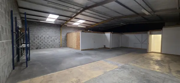 Avrillé 49240 – Location local