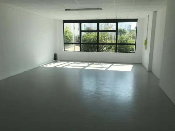 Angers 49100 – Location local