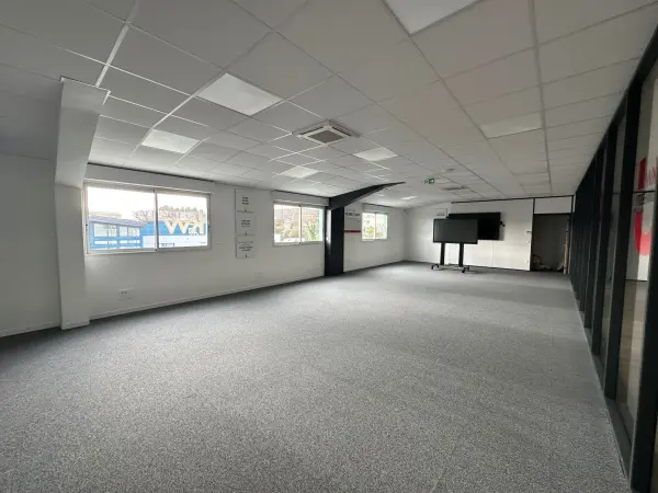 Beaucouzé 49070 – Location bureaux