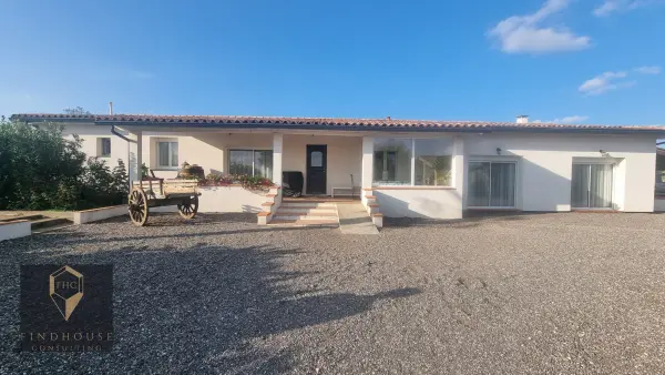 Rieumes 31370 – Vente de prestige maison/villa 5&nbsp;pièces 3&nbsp;chambres