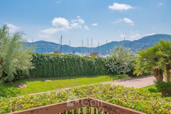 Mandelieu-la-Napoule 06210 – Vente de prestige appartement 2&nbsp;pièces 1&nbsp;chambre