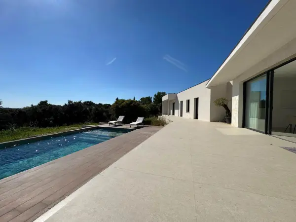 Nîmes 30900 – Vente maison/villa 5&nbsp;pièces 4&nbsp;chambres