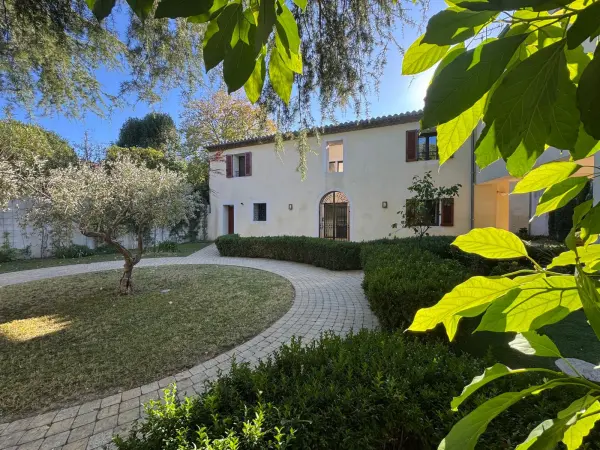 Nîmes 30000 – Vente appartement 5&nbsp;pièces 3&nbsp;chambres