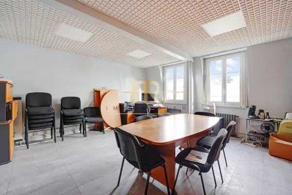 Paris 75002 – Vente bureaux