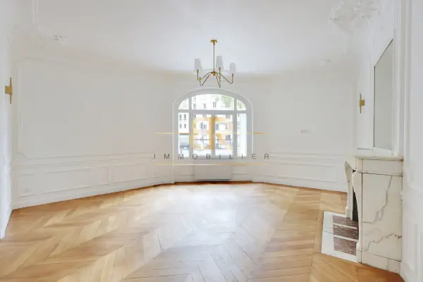 Paris 75007 – Vente de prestige appartement 7&nbsp;pièces 4&nbsp;chambres
