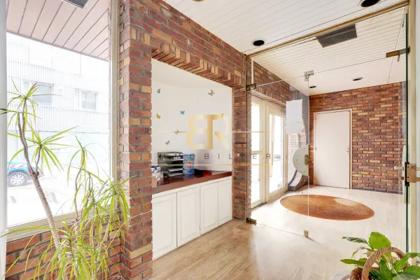 Paris 75017 – Vente local 3&nbsp;pièces 1&nbsp;chambre
