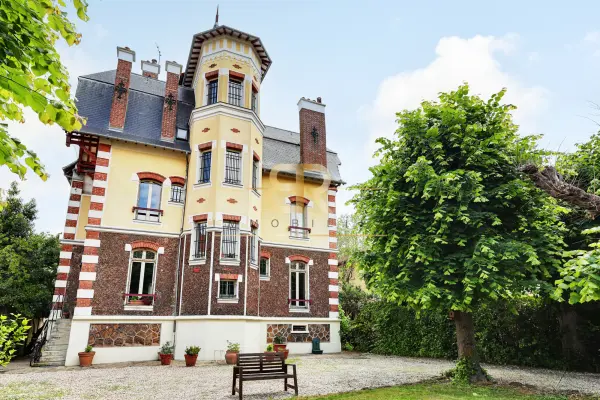 Joinville-le-Pont 94340 – Vente maison/villa 9&nbsp;pièces 6&nbsp;chambres