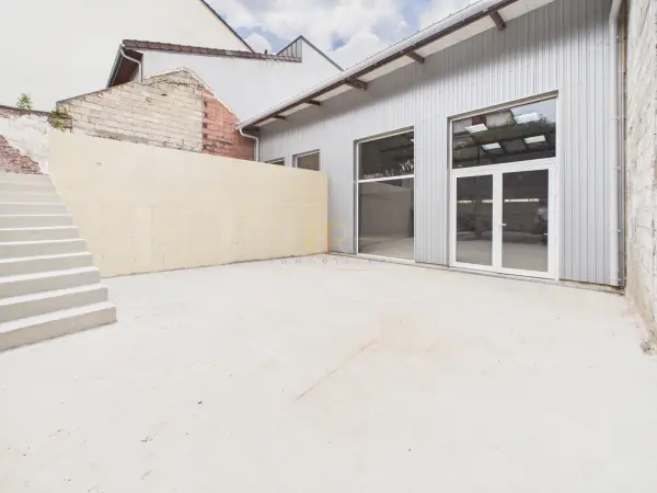 Montreuil 93100 – Location local