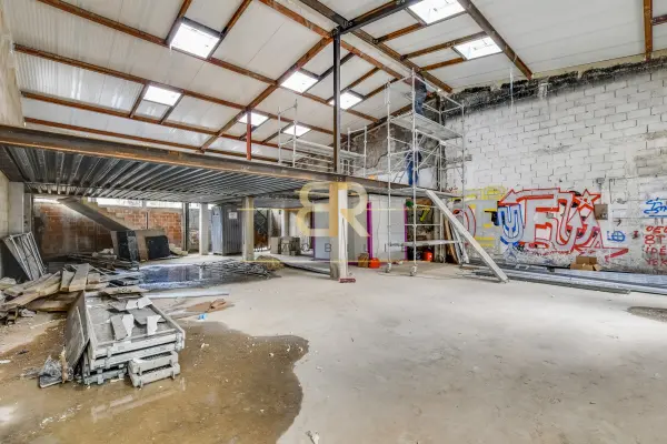 Montreuil 93100 – Location local