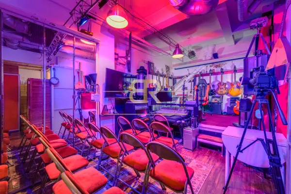Paris 75017 – Vente local