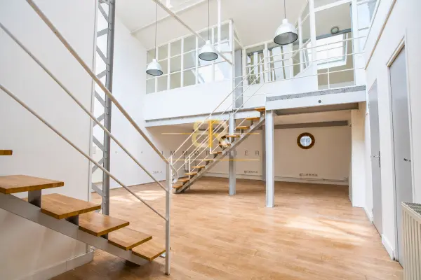 Paris 75011 – Vente local