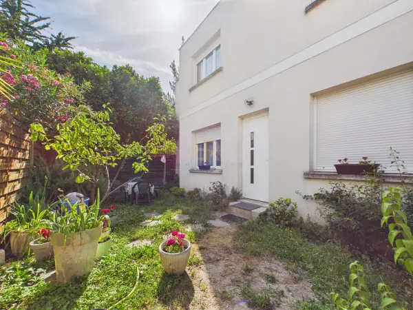 Saint-Denis 93200 – Vente immeuble
