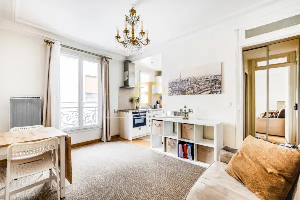 Paris 75011 – Vente appartement 2&nbsp;pièces 1&nbsp;chambre