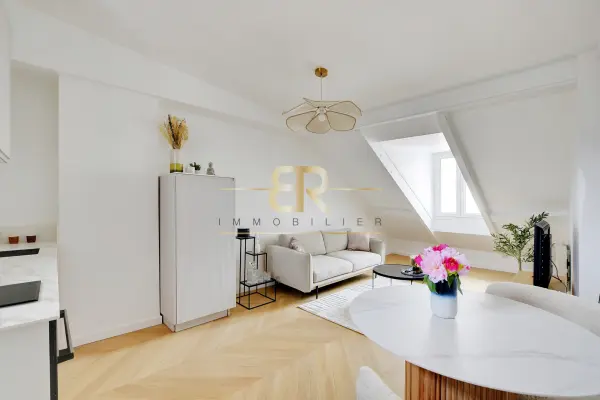 Paris 75011 – Vente appartement 2&nbsp;pièces 1&nbsp;chambre
