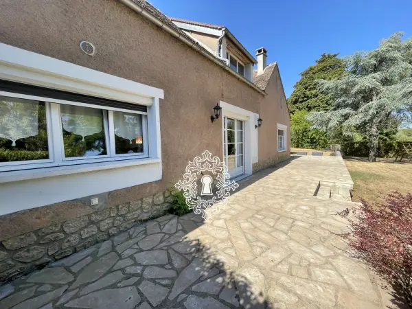 Villeneuve-la-Guyard 89340 – Vente maison/villa 6&nbsp;pièces 4&nbsp;chambres