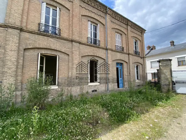Saint-Pierre-lès-Elbeuf 76320 – Vente immeuble