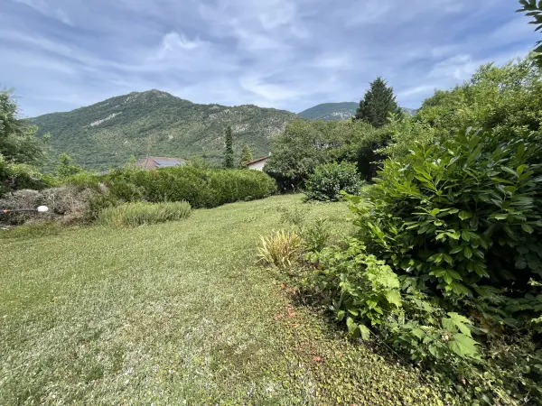 Challes-les-Eaux 73190 – Vente terrain