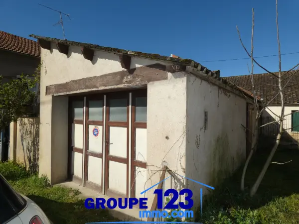 Laroche-Saint-Cydroine 89400 – Vente parking/box