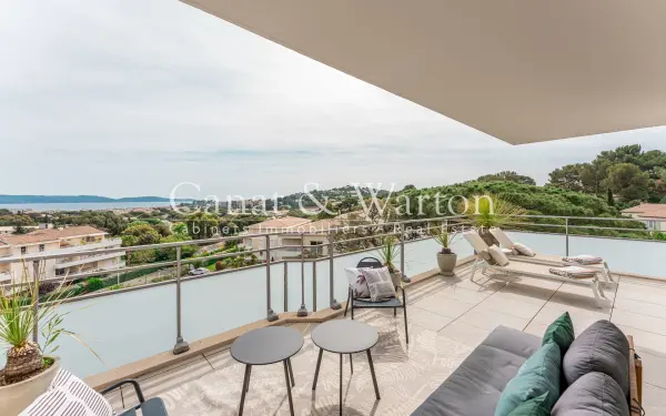 Cavalaire-sur-Mer 83240 – Vente appartement 4&nbsp;pièces 3&nbsp;chambres