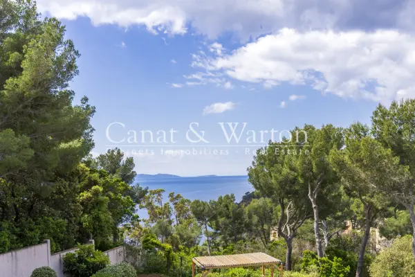 Cavalaire-sur-Mer 83240 – Vente maison/villa 9&nbsp;pièces 6&nbsp;chambres