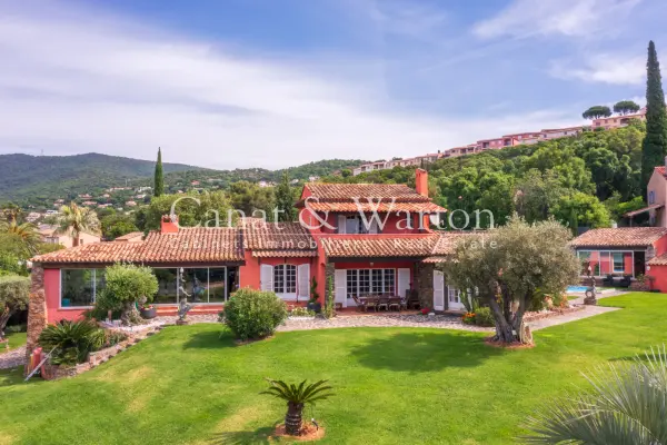 Cavalaire-sur-Mer 83240 – Vente maison/villa 7&nbsp;pièces 5&nbsp;chambres
